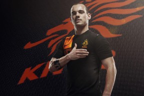 爱游戏官网-蝶泳节奏流畅吉尔吉斯斯坦稳步晋级，吉尔吉斯斯坦游泳运动员