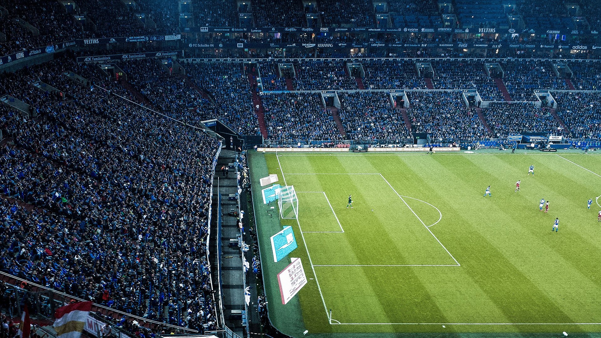 曼联在联赛中全取三分，积分追赶领先者